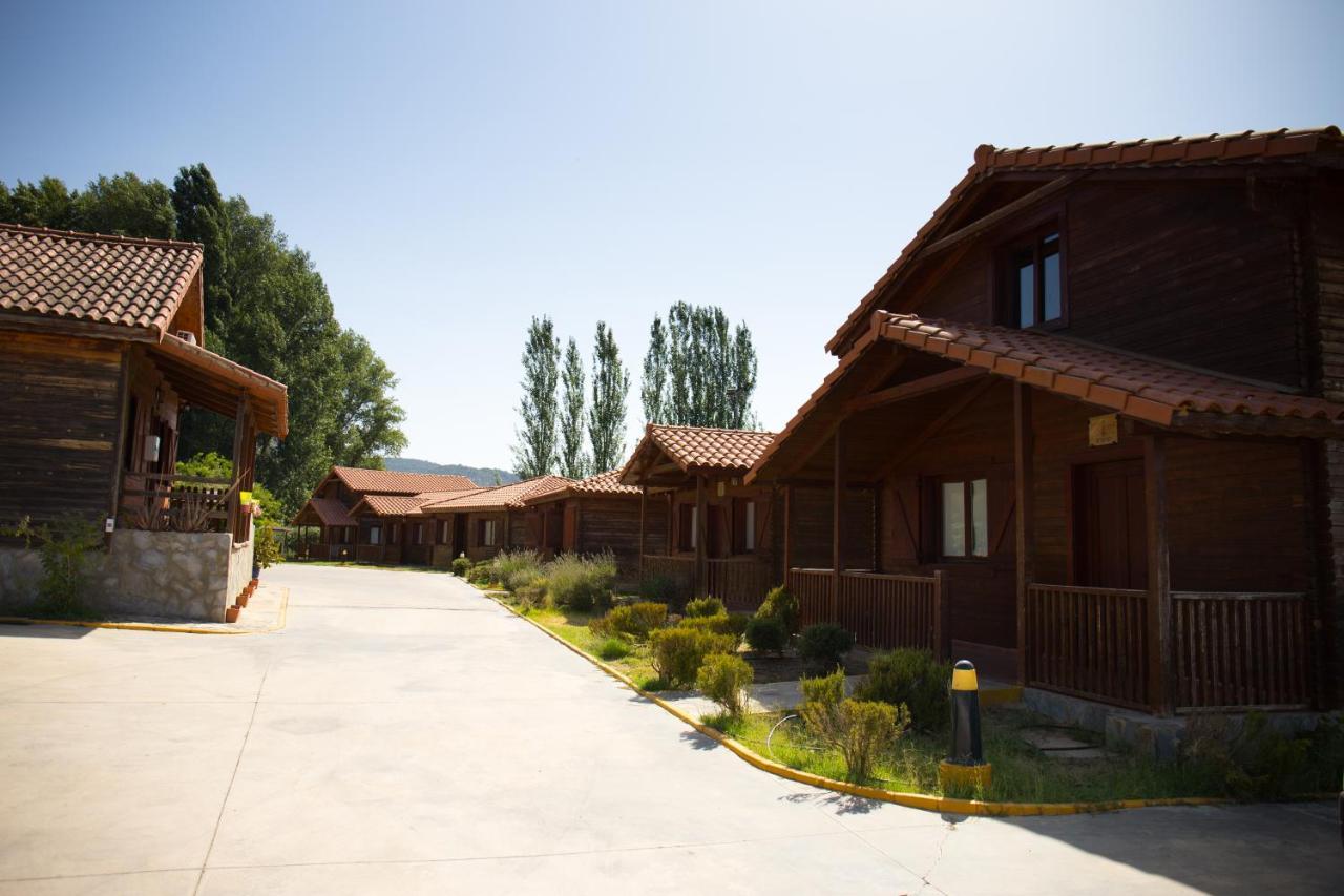 El Venero De Mostoles Constantina Ngoại thất bức ảnh